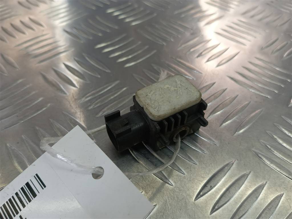 датчик удара (air bag) MAZDA 3  BP4K57K1XB, 630 рублей, Москва