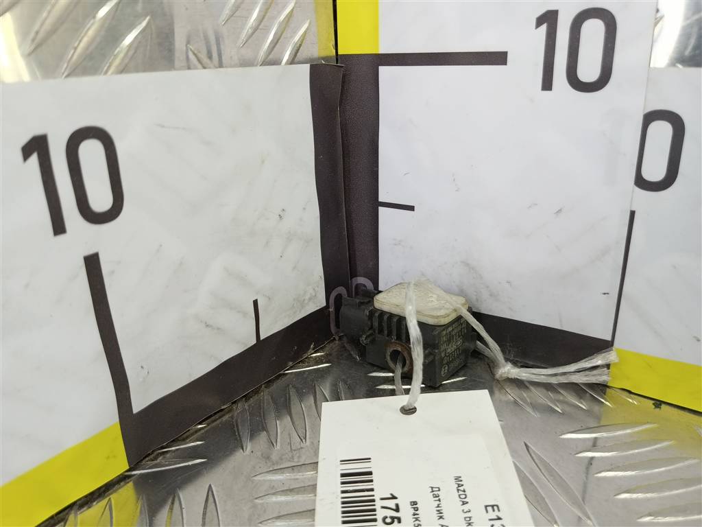 датчик удара (air bag) MAZDA 3  BP4K57K1XB, 630 рублей, Москва