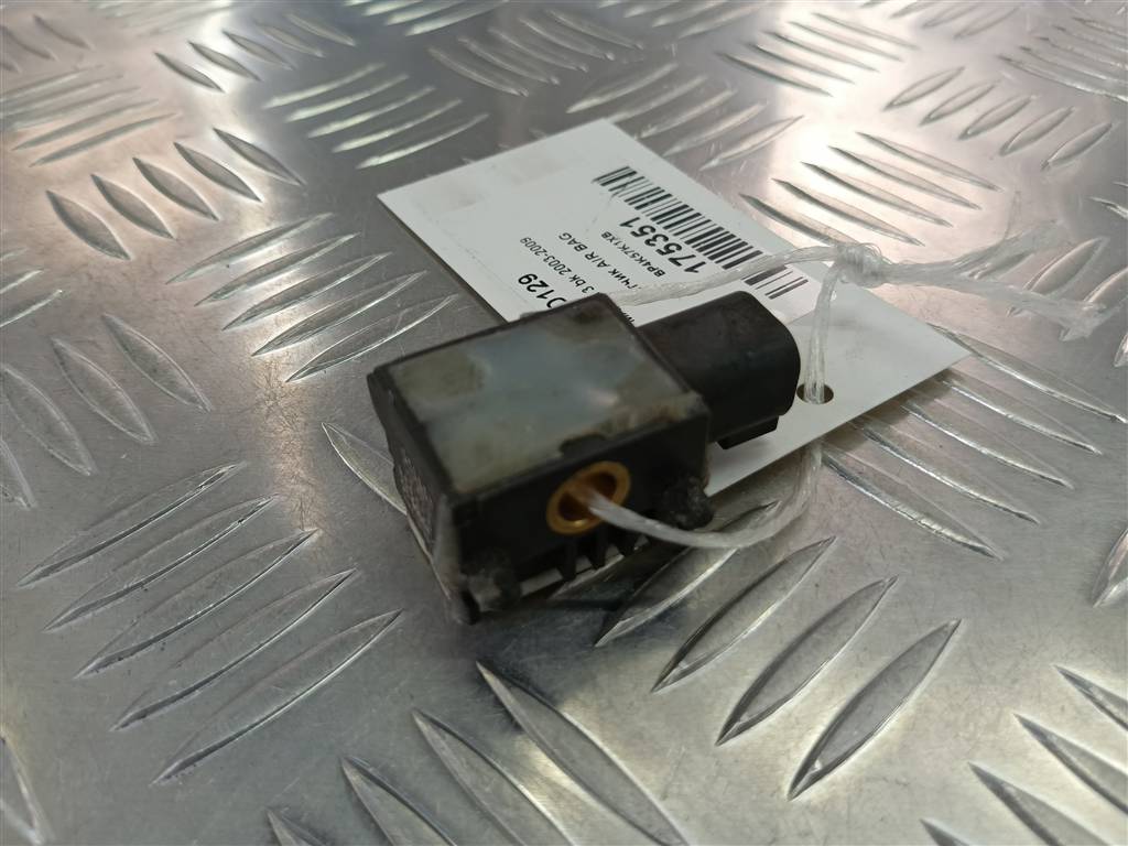 датчик удара (air bag) MAZDA 3  BP4K57K1XB, 630 рублей, Москва