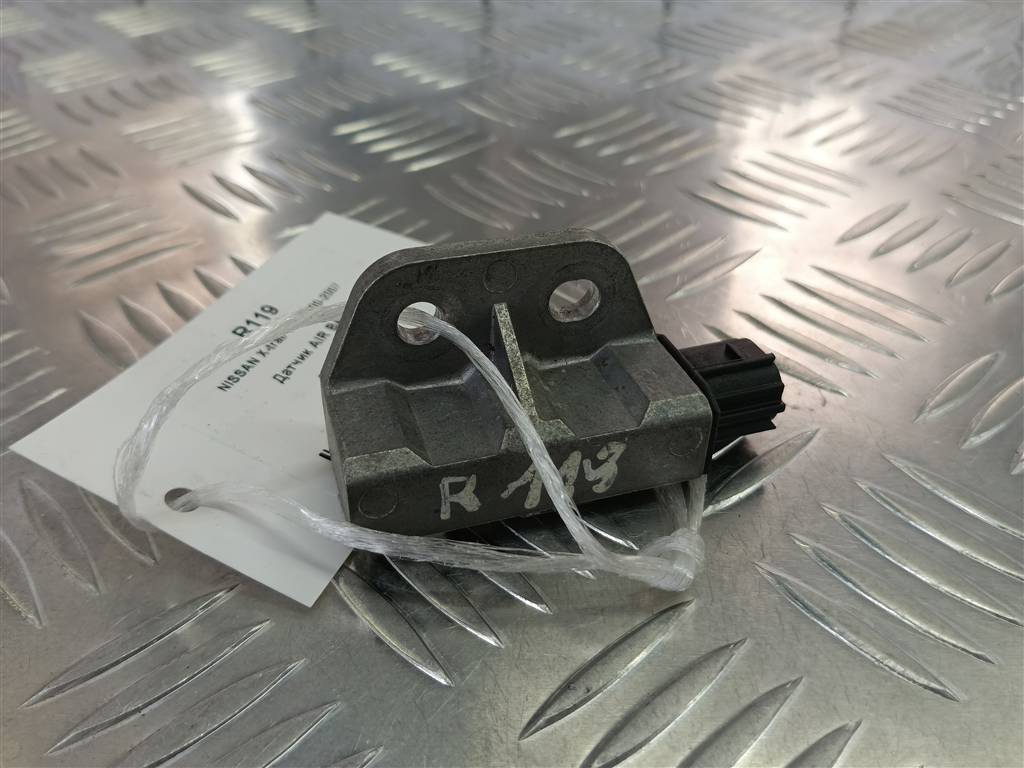 датчик удара (air bag) NISSAN X-TRAIL  98831CN025, 750 рублей, Москва
