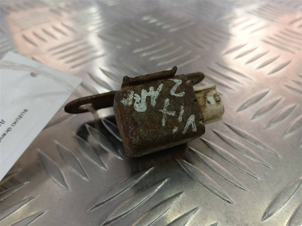 датчик удара (air bag) MITSUBISHI L200  2.5 DI-D MT (136 л.с.)L200  IV (2006—2014) Пикап MR587975, 750 рублей, Москва