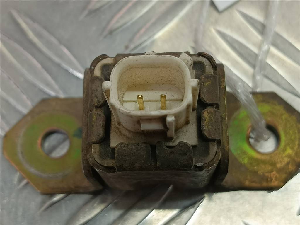 датчик удара (air bag) MITSUBISHI L200  2.5 DI-D MT (136 л.с.)L200  IV (2006—2014) Пикап MR587975, 750 рублей, Москва