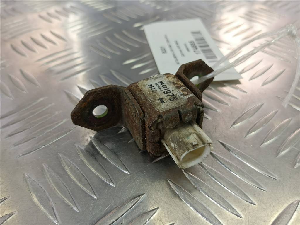 датчик удара (air bag) MITSUBISHI L200  2.5 DI-D MT (136 л.с.)L200  IV (2006—2014) Пикап MR587975, 750 рублей, Москва