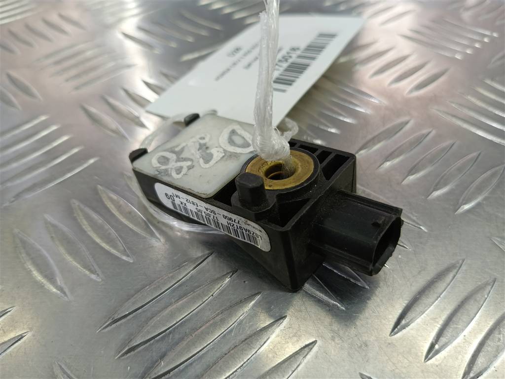 датчик удара (air bag) HONDA CR-V 2.0 AT (150 л.с.)CR-V  II (2001—2004) Внедорожник 77950SCAE81, 750 рублей, Москва