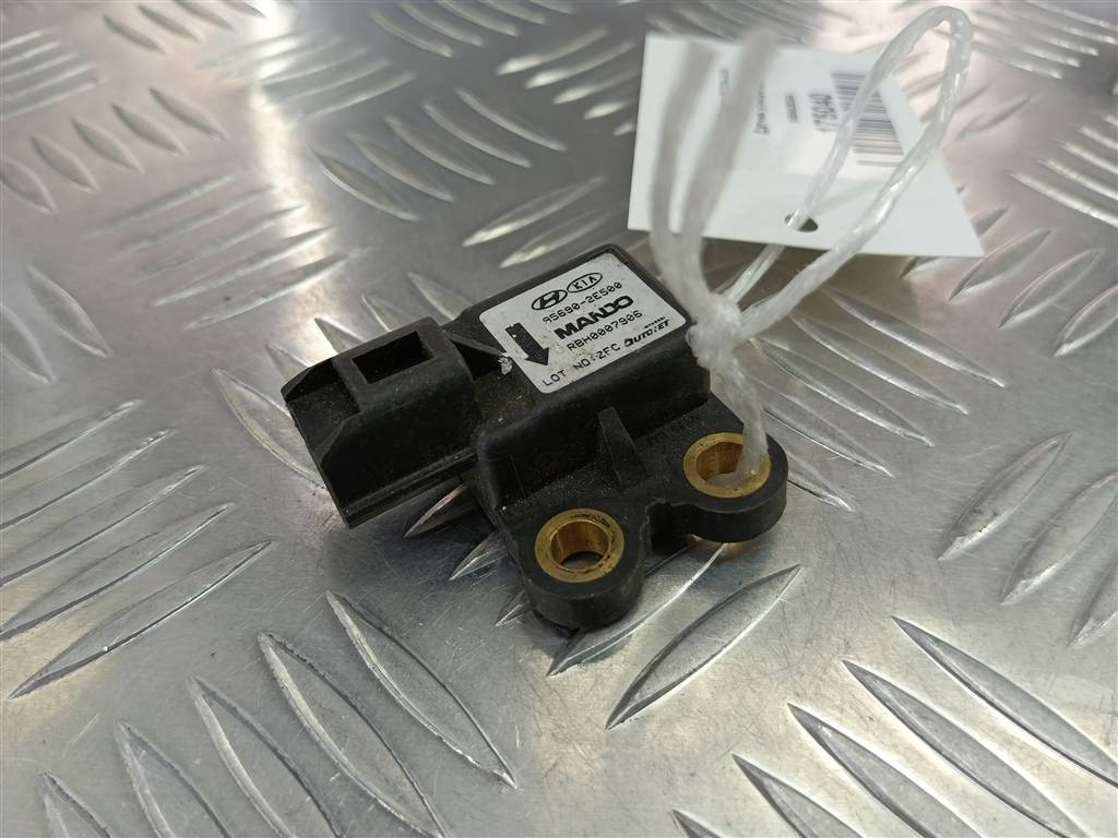 датчик ускорения Hyundai TUCSON  956902E500, 3850 рублей, Москва