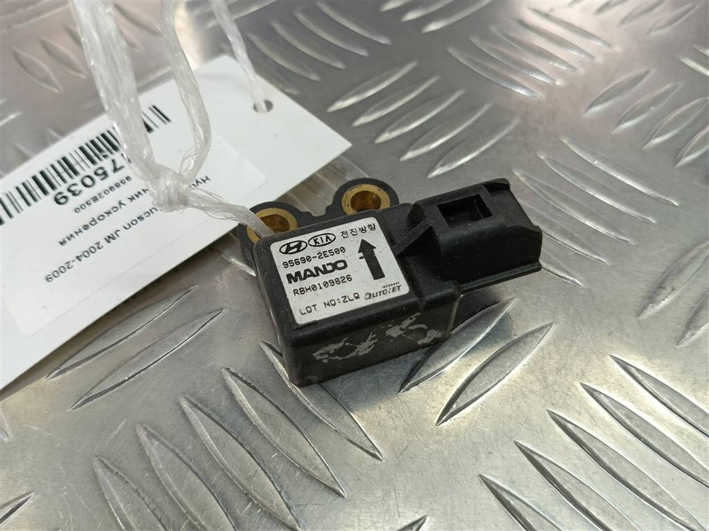 датчик ускорения Hyundai TUCSON  956902E500, 3850 рублей, Москва