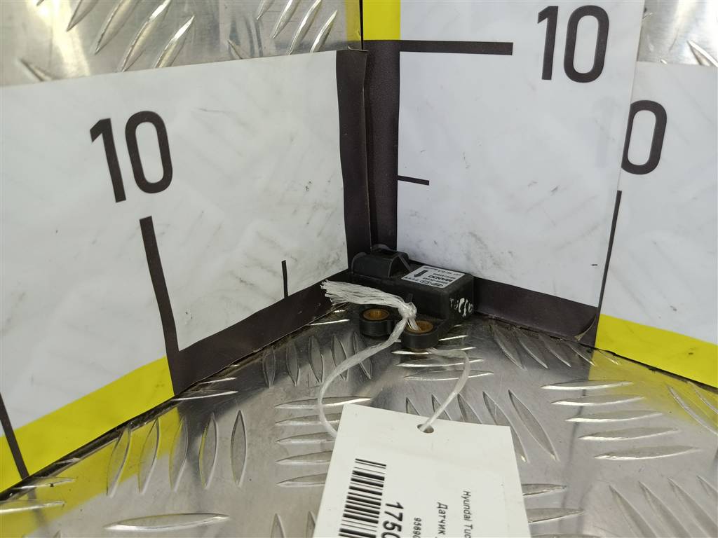 датчик ускорения Hyundai TUCSON  956902E500, 3850 рублей, Москва