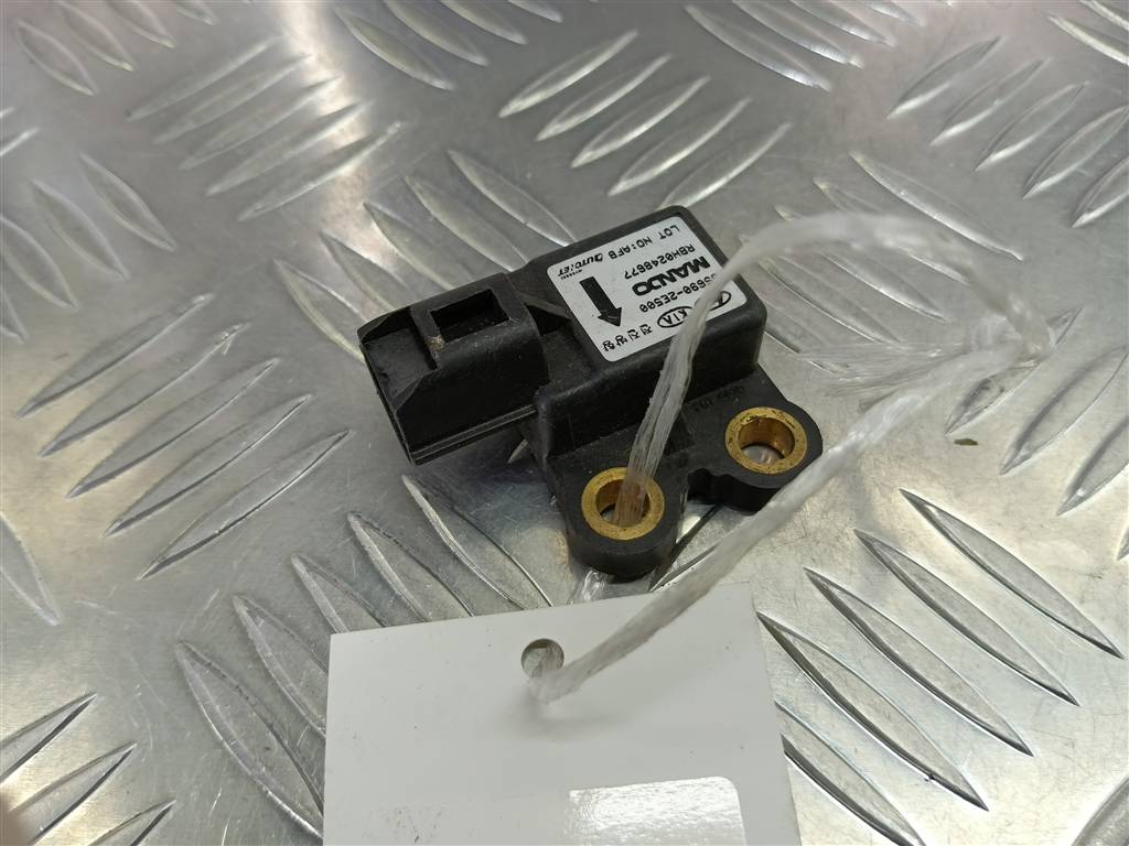 датчик ускорения Hyundai TUCSON  956902E500, 3850 рублей, Москва