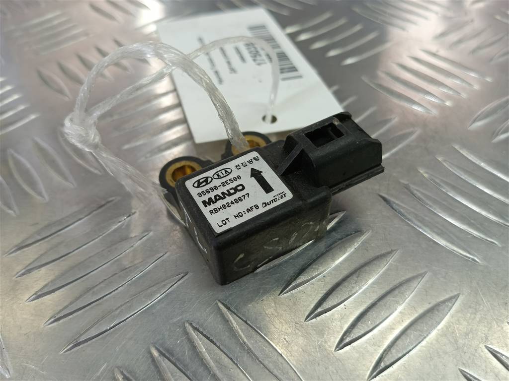 датчик ускорения Hyundai TUCSON  956902E500, 3850 рублей, Москва