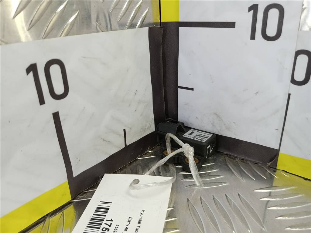 датчик ускорения Hyundai TUCSON  956902E500, 3850 рублей, Москва