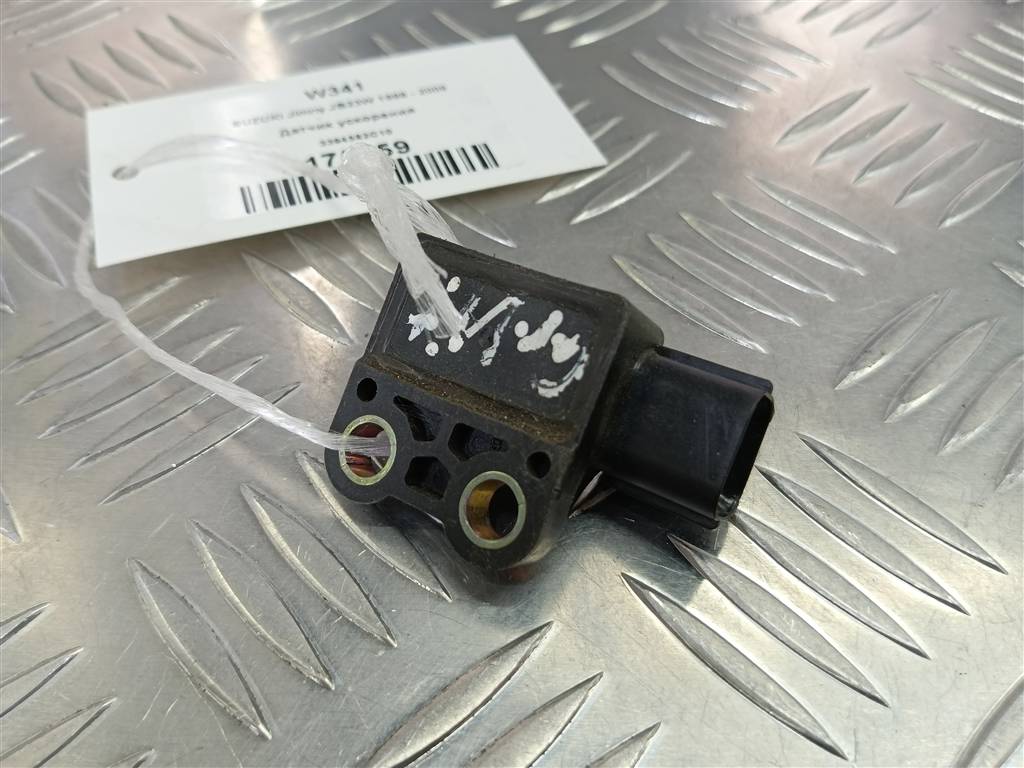 датчик ускорения SUZUKI JIMNY 1.3 4WD MT (86 л.с.)Jimny  III рестайлинг (2005—2012) Внедорожник 33945-82C10, 630 рублей, Москва