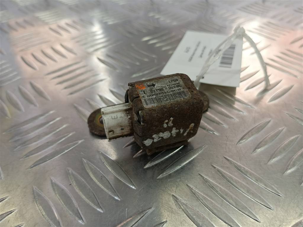 датчик удара (air bag) SUZUKI Grand Vitara 2.0 4WD MT (140 л.с.)Grand Vitara  II (2005—2008) Внедорожник 3893065J10, 520 рублей, Москва