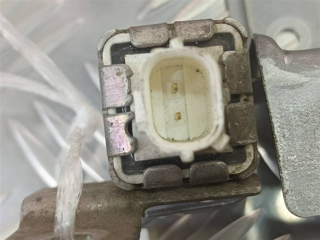 датчик удара (air bag) SUZUKI Grand Vitara 1.6 4WD MT (106 л.с.)Grand Vitara  II (2005—2008) Внедорожник 3893065J10, 520 рублей, Москва