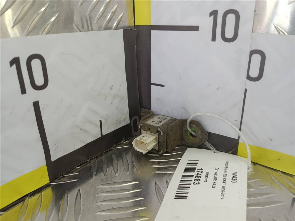 датчик удара (air bag) MITSUBISHI L200  2.5 DI-D MT (136 л.с.)L200  IV (2006—2014) Пикап MR587975, 750 рублей, Москва