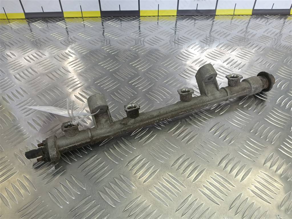 рампа топливная Hyundai TUCSON 2.0 MT (140 л.с.)Tucson  I (2004—2011) Внедорожник 3534023510, 630 рублей, Москва