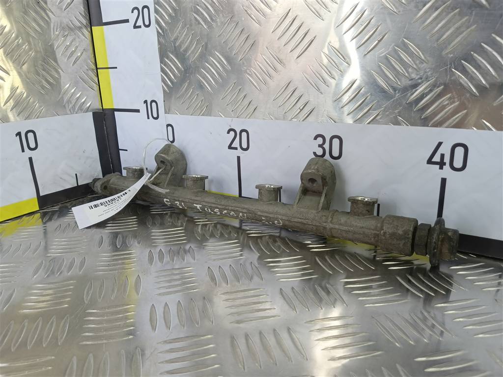 рампа топливная Hyundai TUCSON 2.0 MT (140 л.с.)Tucson  I (2004—2011) Внедорожник 3534023510, 630 рублей, Москва