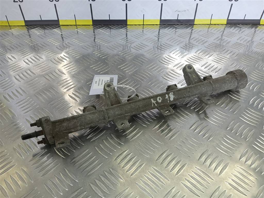 рампа топливная Hyundai GETZ 1.4 AT (97 л.с.)Getz  I рестайлинг (2005—2011) Хетчбэк 3530426610, 520 рублей, Москва