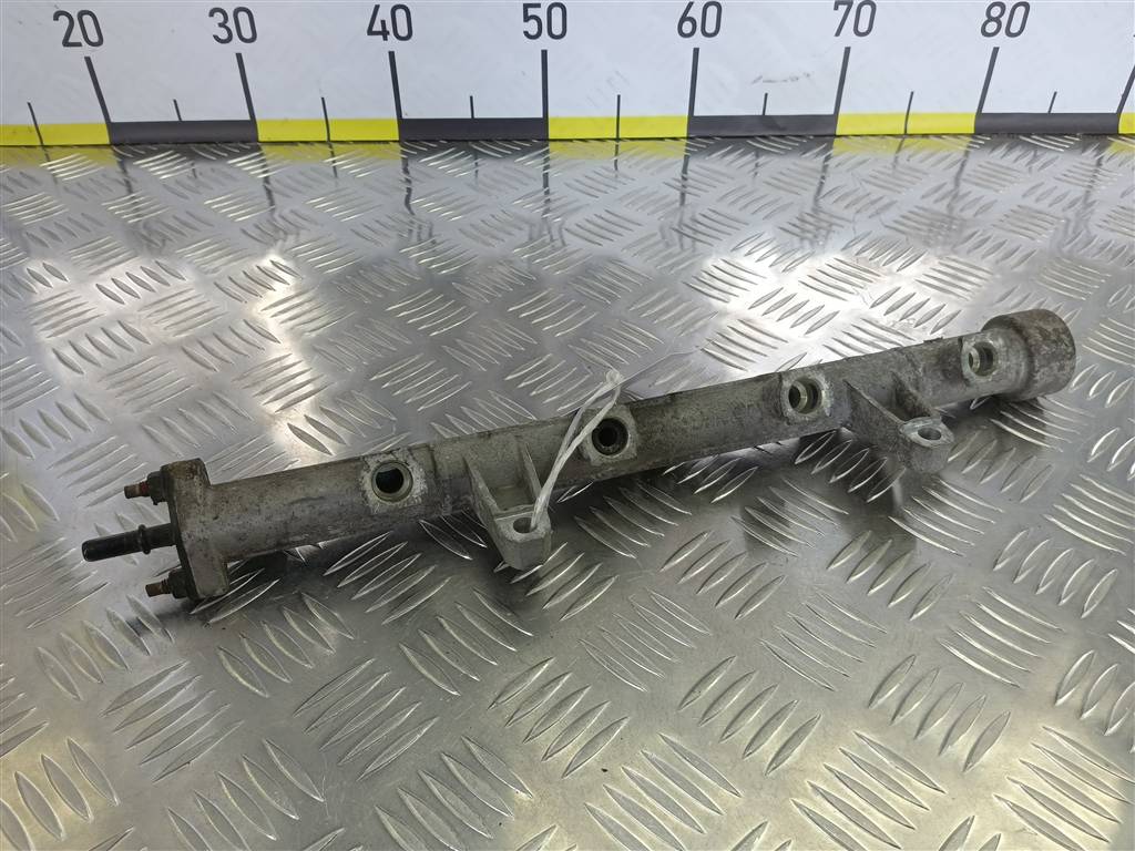 рампа топливная Hyundai GETZ 1.4 AT (97 л.с.)Getz  I рестайлинг (2005—2011) Хетчбэк 3530426610, 520 рублей, Москва