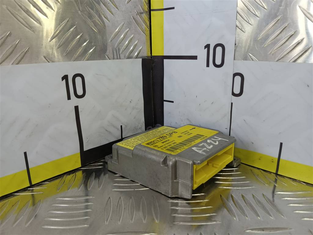 блок управления srs (air bag) MITSUBISHI CARISMA  MR913789, 520 рублей, Москва