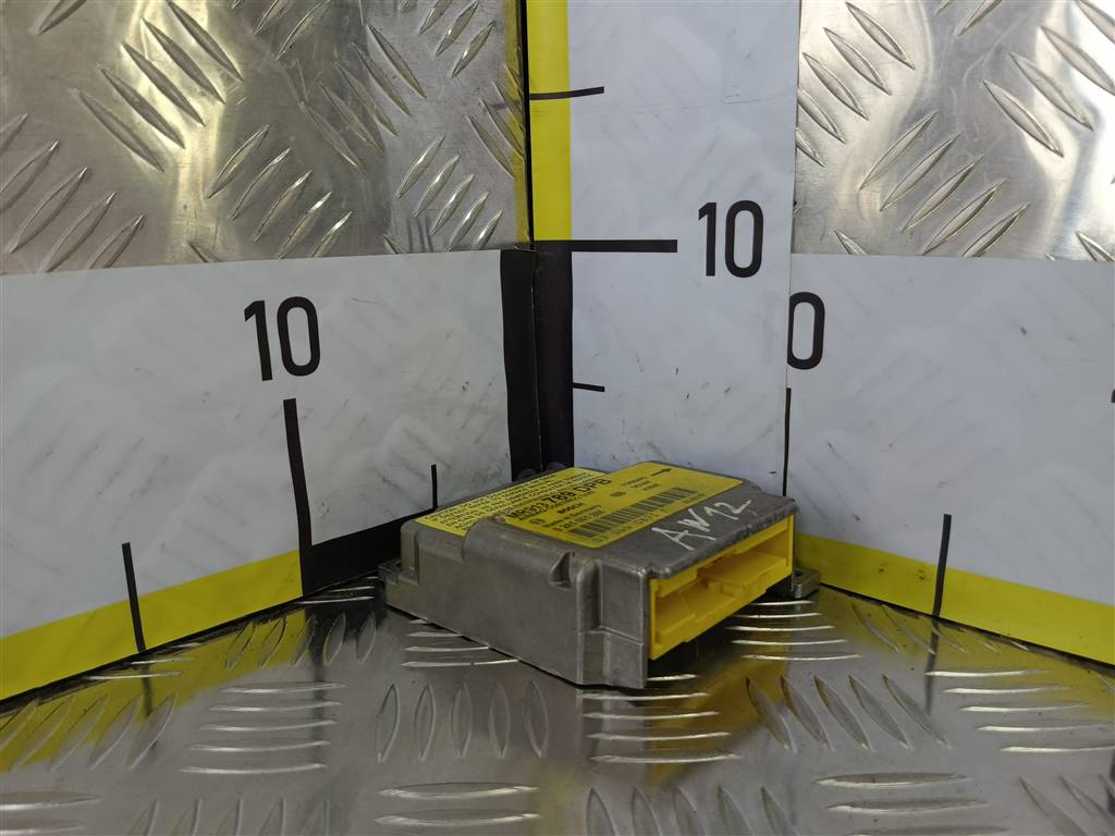 блок управления srs (air bag) MITSUBISHI CARISMA  MR913789, 520 рублей, Москва