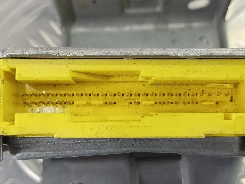 блок управления srs (air bag) MITSUBISHI COLT  MR587416, 980 рублей, Москва