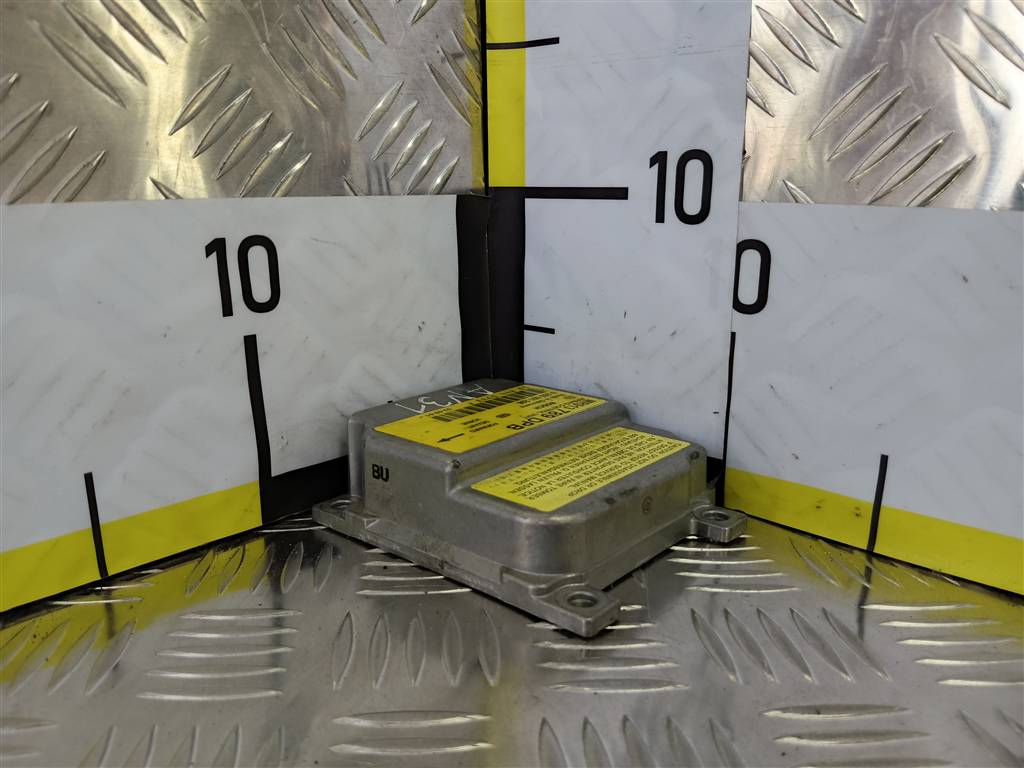 блок управления srs (air bag) MITSUBISHI CARISMA  MR913789, 520 рублей, Москва