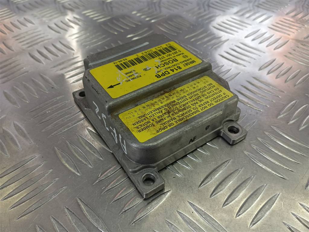 блок управления srs (air bag) MITSUBISHI Space Star  MR587814, 520 рублей, Москва