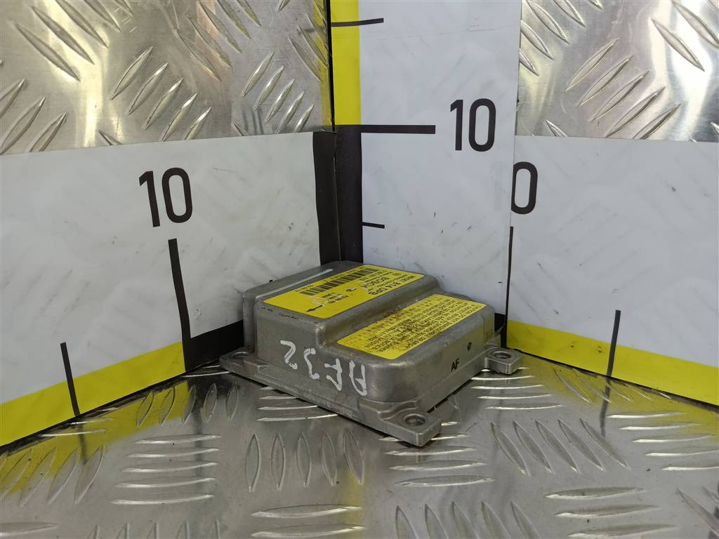 блок управления srs (air bag) MITSUBISHI Space Star  MR587814, 520 рублей, Москва