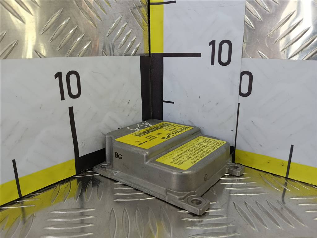 блок управления srs (air bag) MITSUBISHI Space Star  MR587814, 520 рублей, Москва