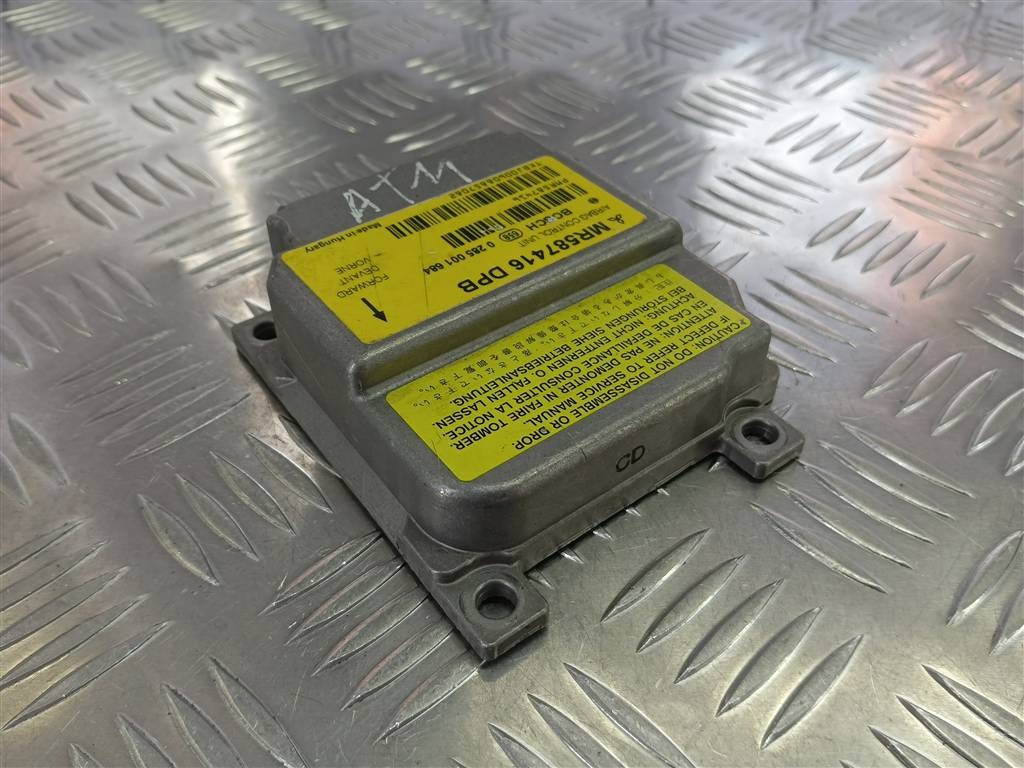 блок управления srs (air bag) MITSUBISHI COLT  MR587416, 980 рублей, Москва