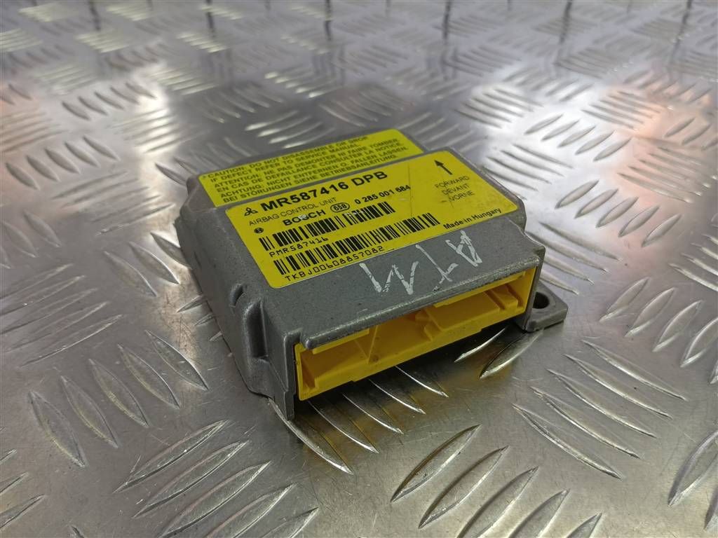 блок управления srs (air bag) MITSUBISHI COLT  MR587416, 980 рублей, Москва