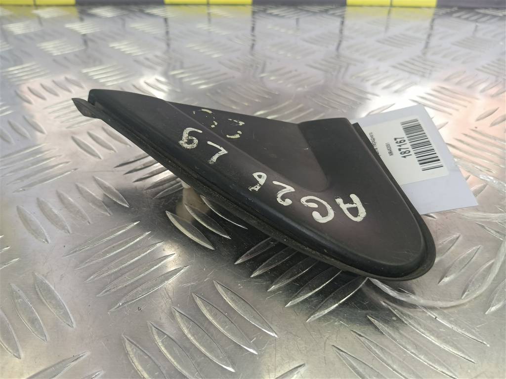 накладка крыла переднего MITSUBISHI LANCER  MR462051, 750 рублей, Москва