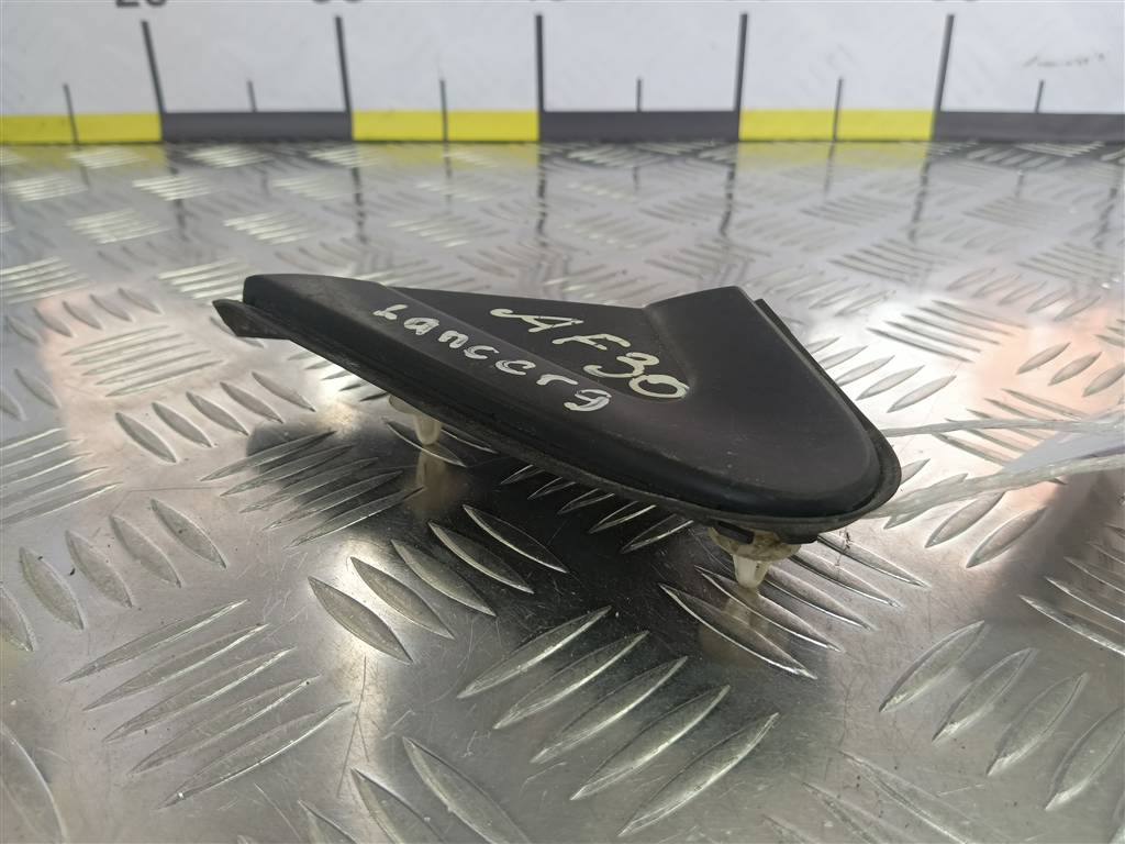 накладка крыла переднего MITSUBISHI LANCER  MR462051, 750 рублей, Москва