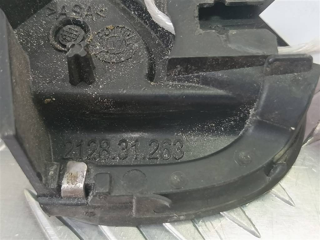 накладка крыла переднего HONDA CR-V 2.0 AT (150 л.с.)CR-V  III (2006—2009) Внедорожник 75495SWWE01, 750 рублей, Москва