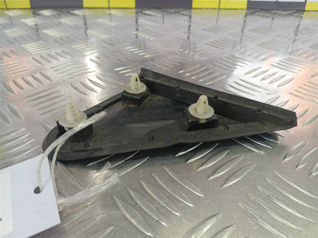 накладка крыла переднего MITSUBISHI LANCER  MR462051, 750 рублей, Москва