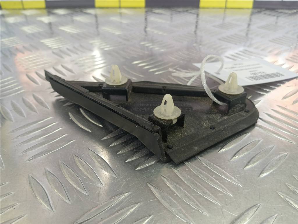 накладка крыла переднего MITSUBISHI LANCER  MR462051, 750 рублей, Москва