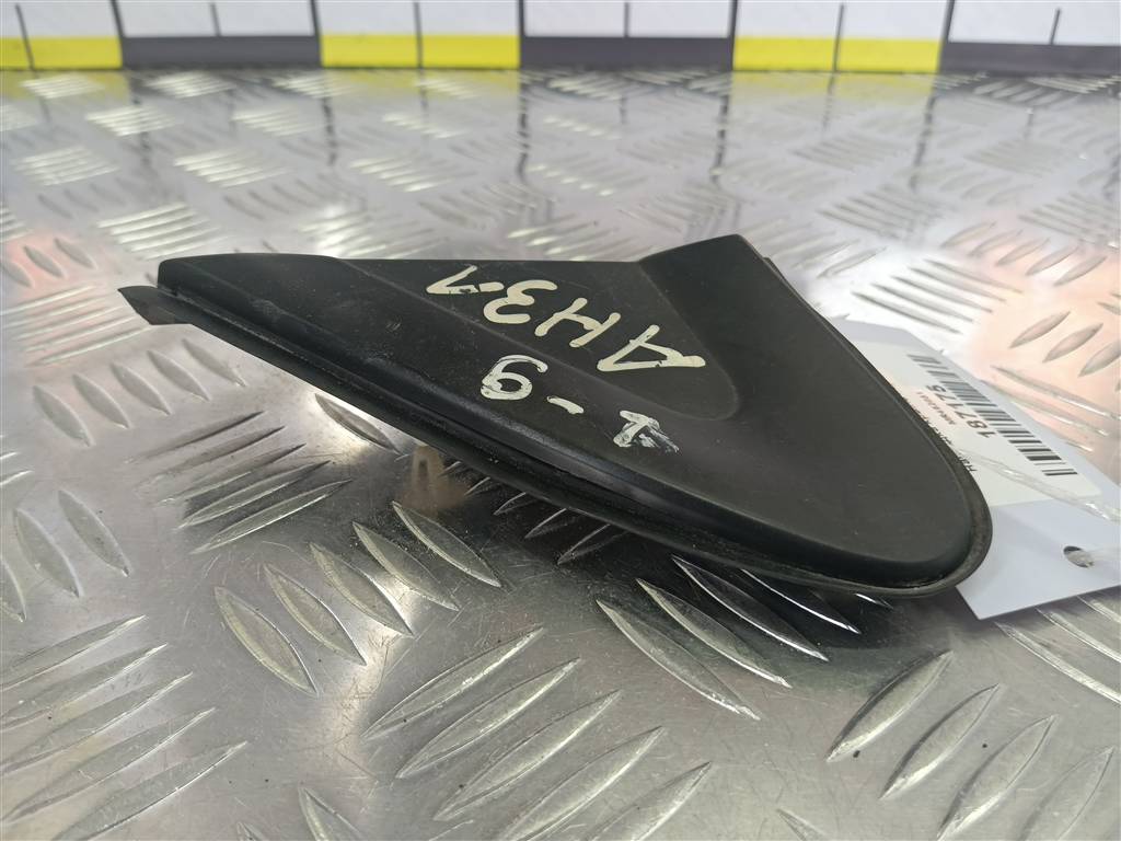 накладка крыла переднего MITSUBISHI LANCER  MR462051, 750 рублей, Москва