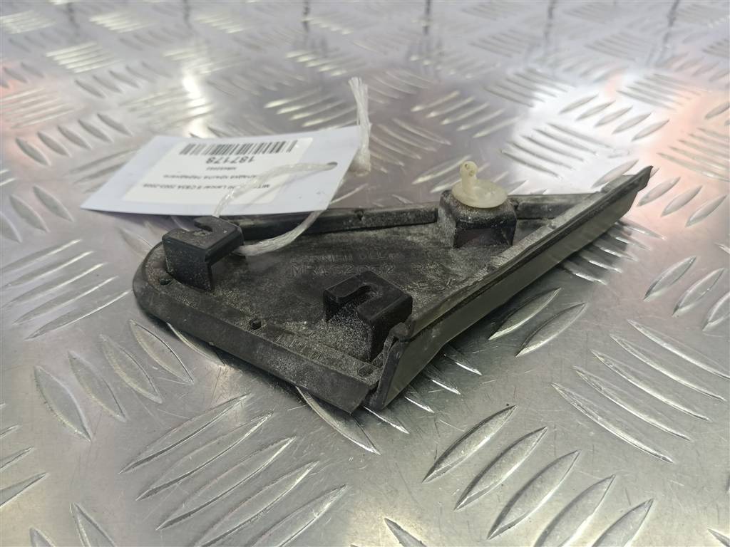 накладка крыла переднего MITSUBISHI LANCER  MR462052, 860 рублей, Москва