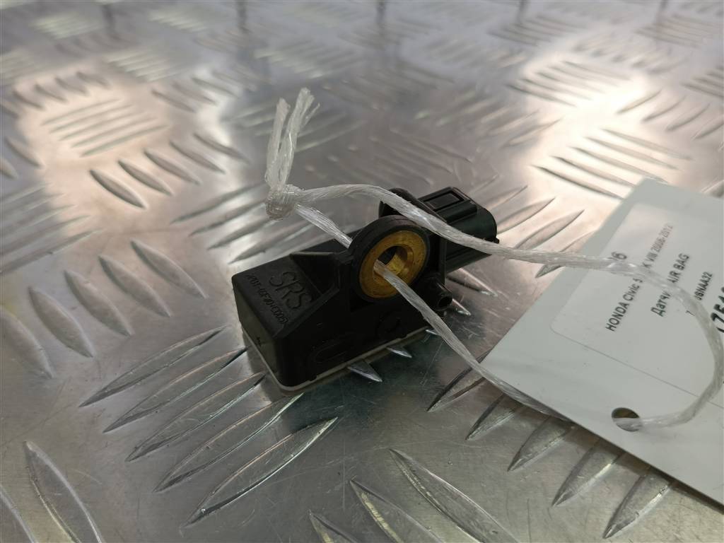 датчик удара (air bag) HONDA Civic 1.8 MT (140 л.с.)Civic  VIII (2005—2009) Хетчбэк 77970SNAA32, 1550 рублей, Москва