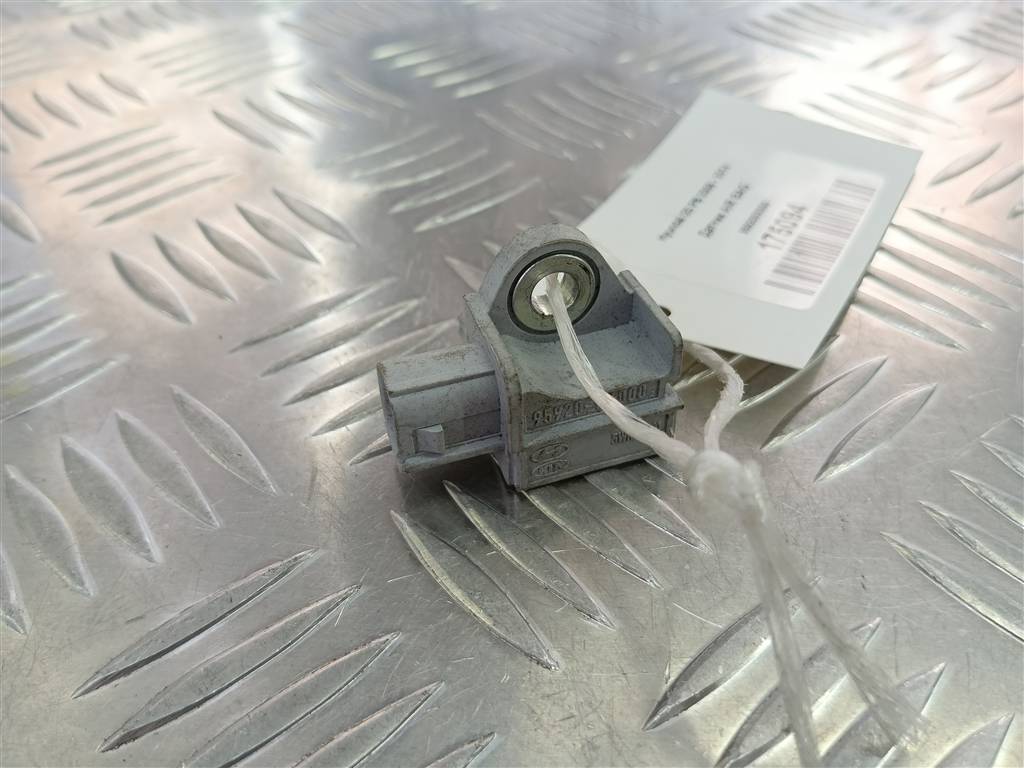 датчик удара (air bag) Hyundai I20  959200X000, 520 рублей, Москва