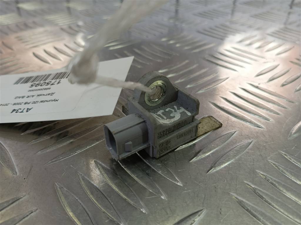 датчик удара (air bag) Hyundai I20 1.3 MT (78 л.с.)i20  I (2008—2012) Хетчбэк 959200X000, 520 рублей, Москва