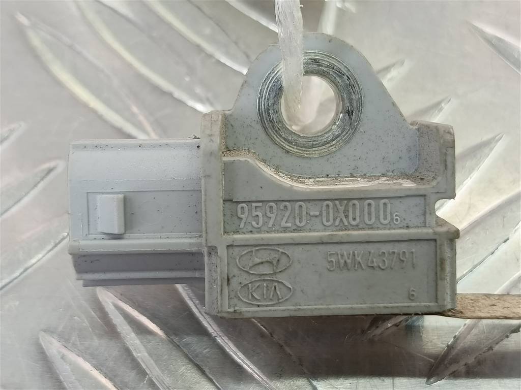 датчик удара (air bag) Hyundai I20 1.3 MT (78 л.с.)i20  I (2008—2012) Хетчбэк 959200X000, 520 рублей, Москва