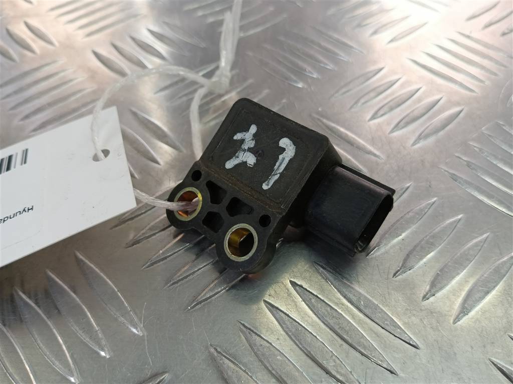 датчик ускорения Hyundai SANTA FE  956902E500, 3850 рублей, Москва