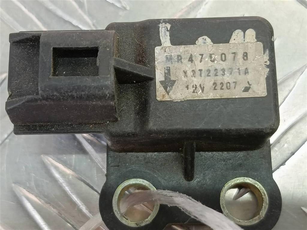 датчик ускорения MITSUBISHI PAJERO SPORT  MR475078, 520 рублей, Москва