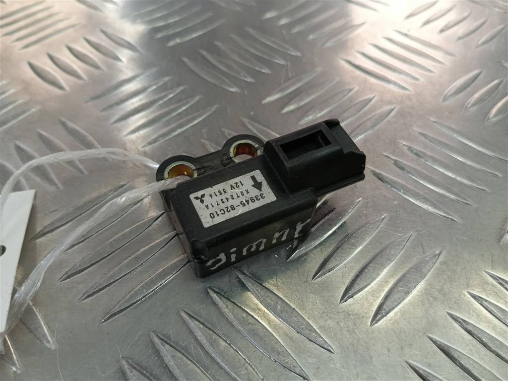 датчик ускорения SUZUKI JIMNY 1.3 4WD MT (86 л.с.)Jimny  III рестайлинг (2005—2012) Внедорожник 33945-82C10, 630 рублей, Москва