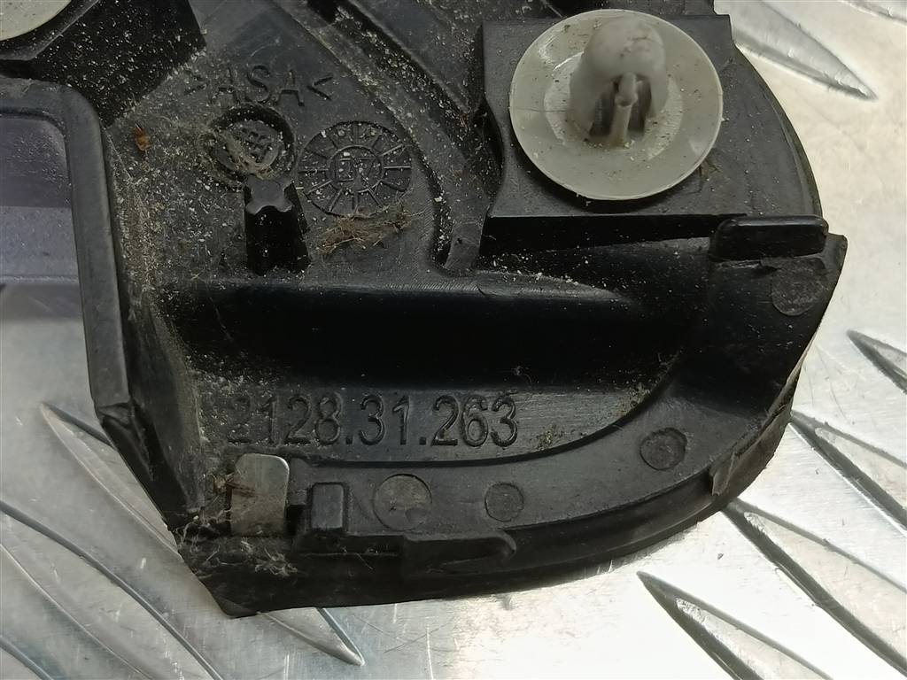 накладка крыла переднего HONDA CR-V 2.0 AT (150 л.с.)CR-V  III (2006—2009) Внедорожник 75495SWWE01, 750 рублей, Москва