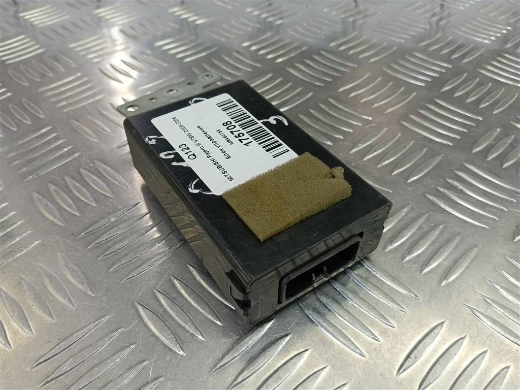 блок управления MITSUBISHI PAJERO  MR460758, 520 рублей, Москва