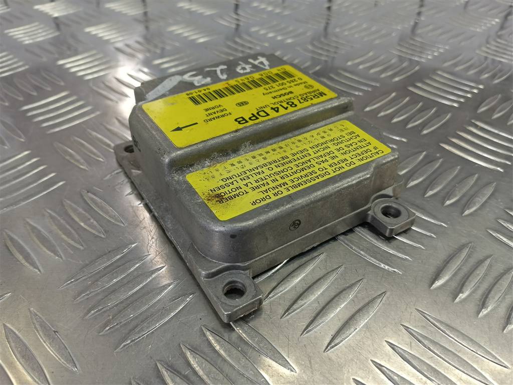 блок управления srs (air bag) MITSUBISHI Space Star  MR587814, 520 рублей, Москва