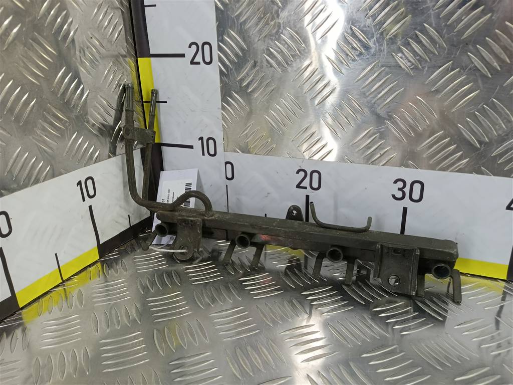 рампа топливная SUZUKI LIANA 1.6 MT (103 л.с.)Liana  I (2001—2006) Седан 1573054G00, 520 рублей, Москва