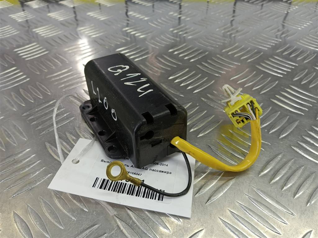 выключатель air bag пассажира MITSUBISHI L200  2.5 DI-D MT (136 л.с.)L200  IV (2006—2014) Пикап 8610A047, 520 рублей, Москва